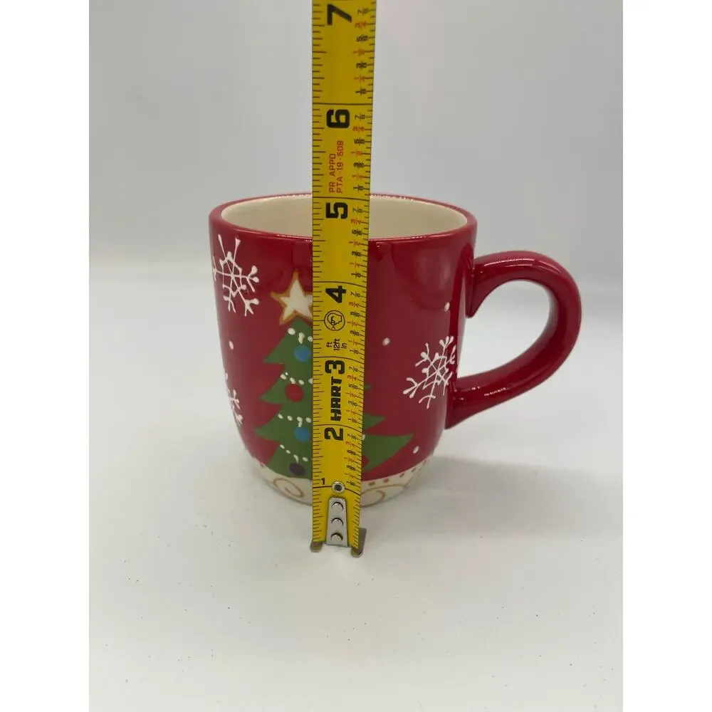Pier 1 Decorations Christmas Tree & Snowflakes Red Coffee Mug 4.5”